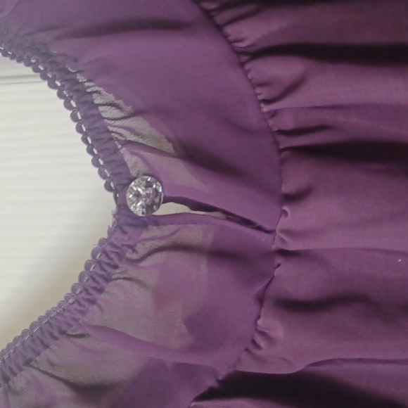 *Purple Intimates Nightgown Large - Picture 4 of 8